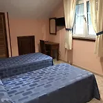 Konukevi Paradisiaco Umia